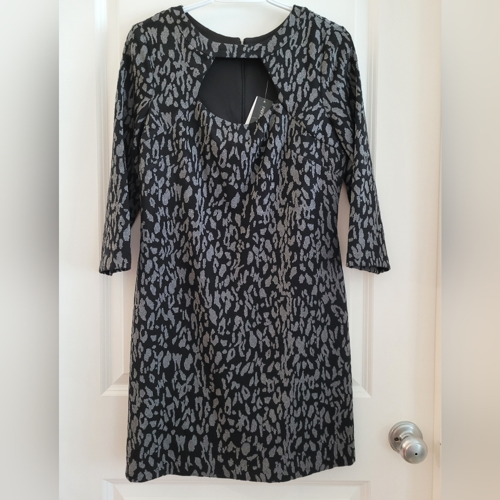 NWT Le Chateau dress animal print size medium